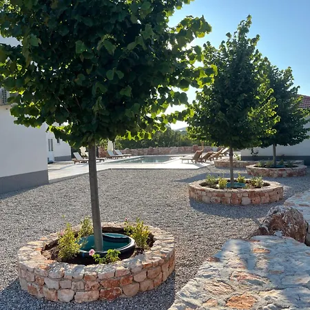 Agape Villa Lovrec