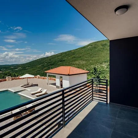 Villa Agape With A Pool, Football And Tennis Court *